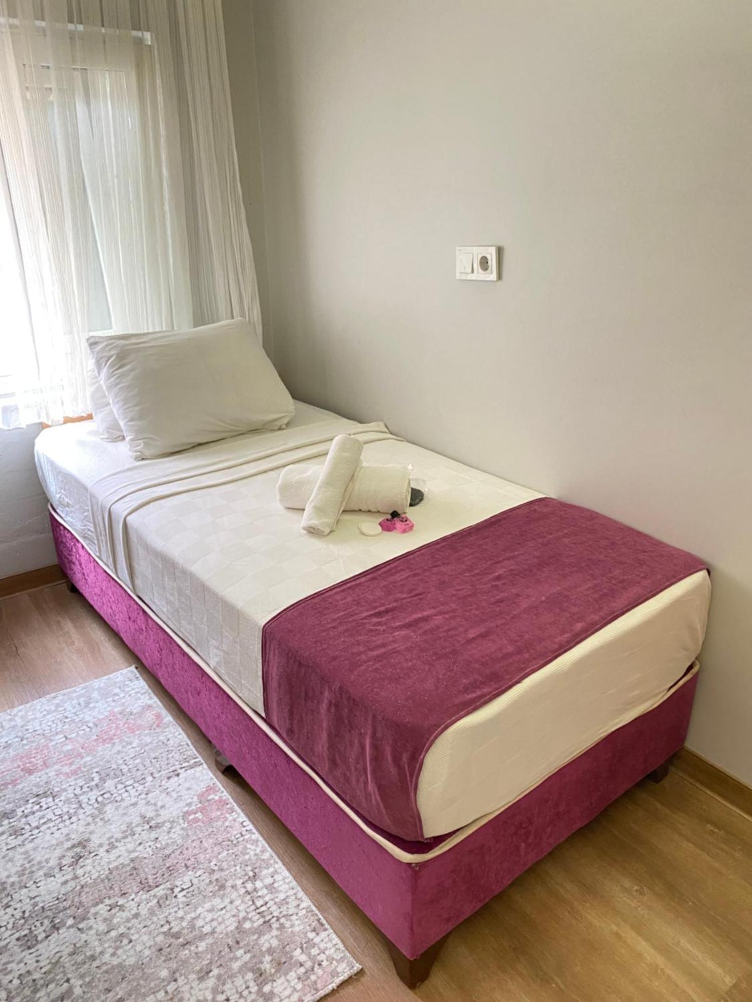 Hotel Oezsefa Истанбул Екстериор снимка